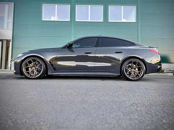 BMW I4 2022 photo 4