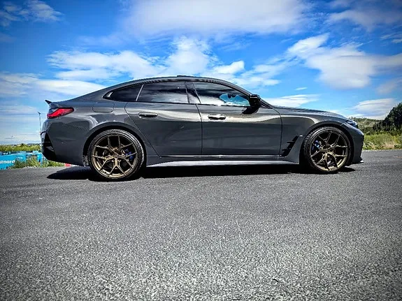 BMW I4 2022 photo 2