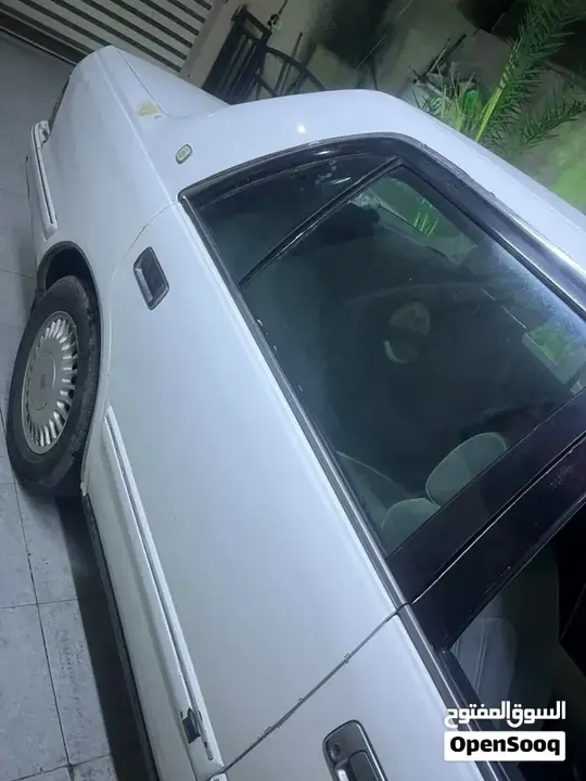 Toyota Crown 1998 photo 4