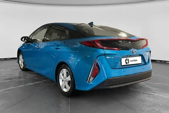 Toyota Prius Plug-In Hybrid 2018 photo 4