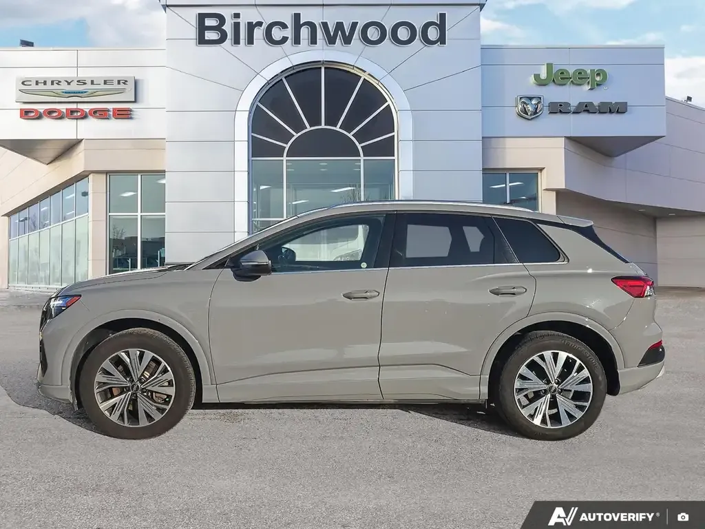 Audi Q4 E-Tron 2023 photo 3