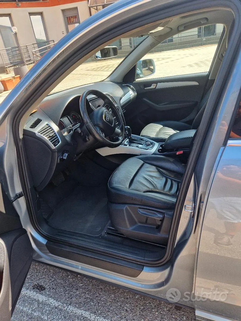 Audi Q5 2010 photo 5