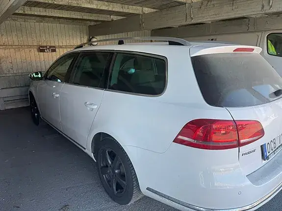 Volkswagen Passat 2014 photo 2