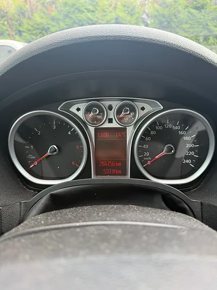 Ford Kuga 2010 photo 5