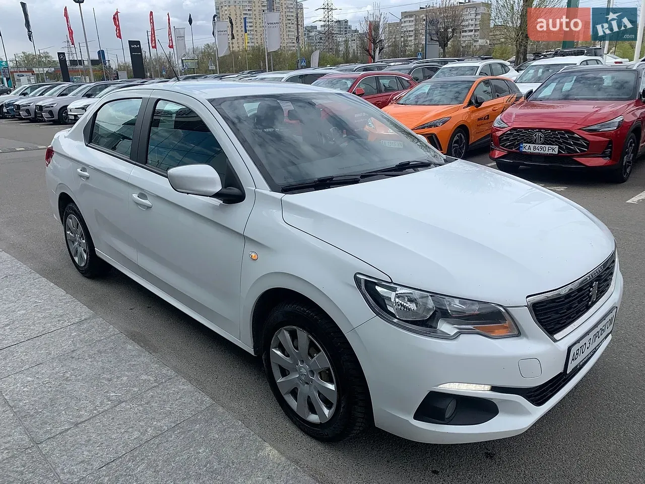 Peugeot 301 2021 photo 4