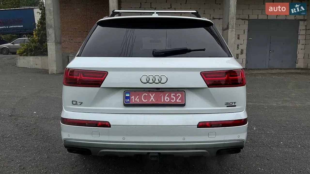 Audi Q7 2016 photo 5