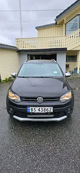 Volkswagen Polo Cross 2011 photo 2