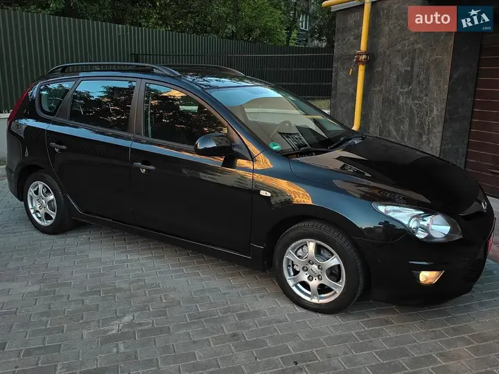 Hyundai I30 2011 photo 4