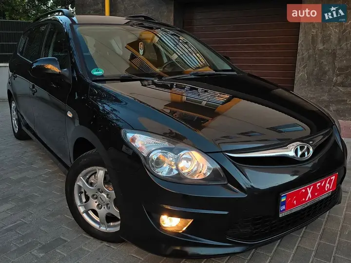 Hyundai I30 2011 photo 2