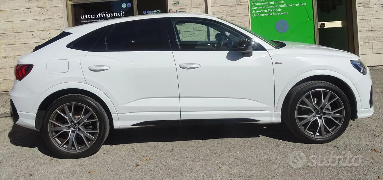Audi Q3 2023 photo 3