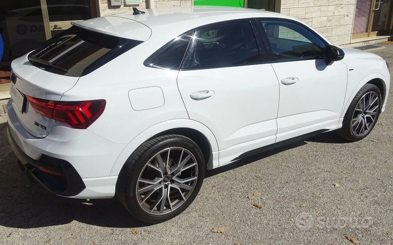 Audi Q3 2023 photo 4