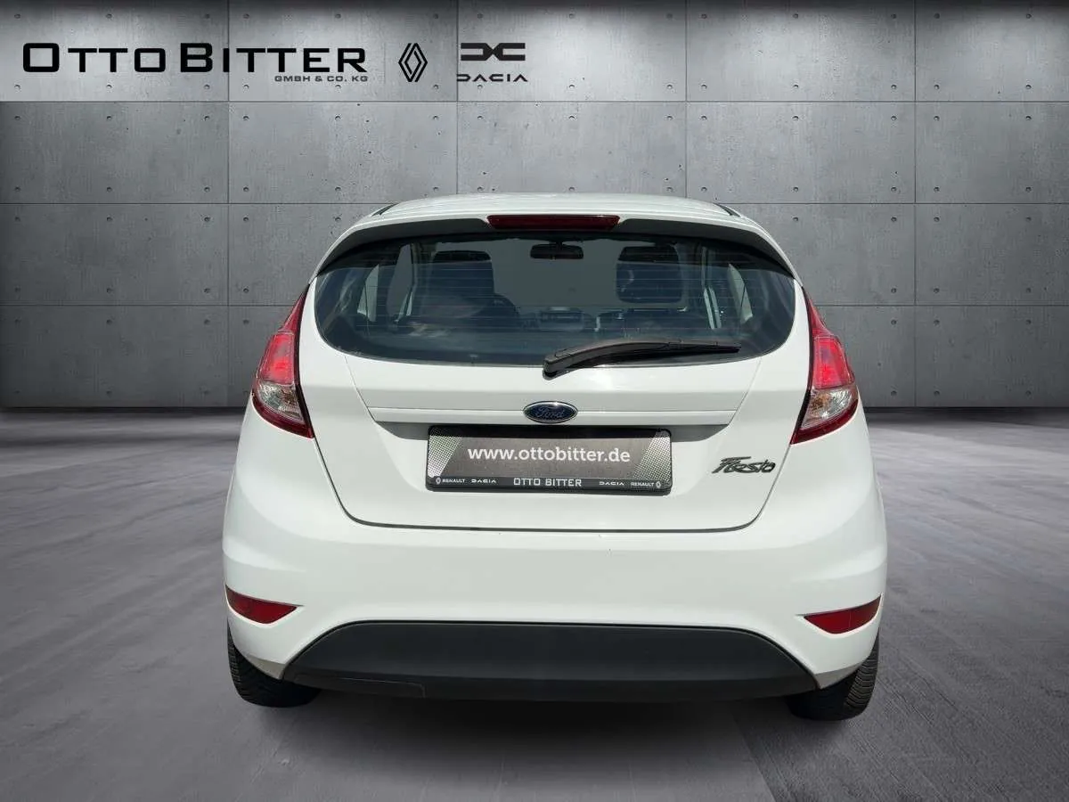 Ford Fiesta 2015 photo 3