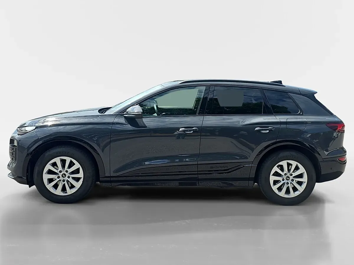 Audi Q6 2025 photo 2