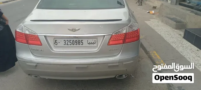 Genesis G70 2009 photo 2