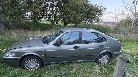 Saab 9-3 1999 photo 3