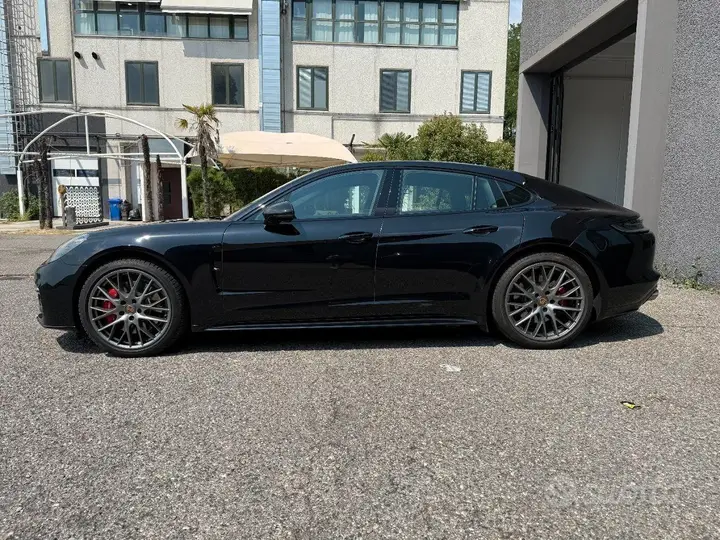 Porsche Panamera 2022 photo 3