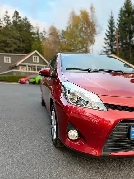 Toyota Yaris 2013 photo 5