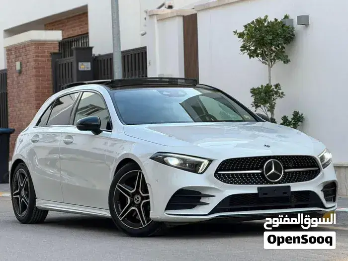 Mercedes-Benz A-Class 2020 photo 3
