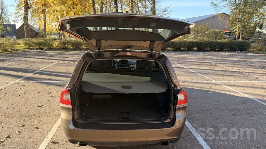 Volvo V70 2014 photo 5