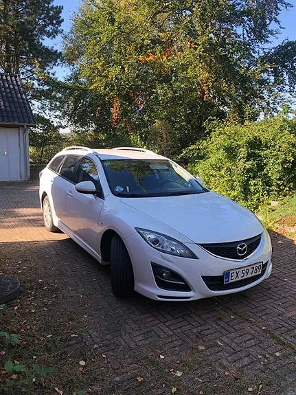 Mazda 6 2010 photo 2