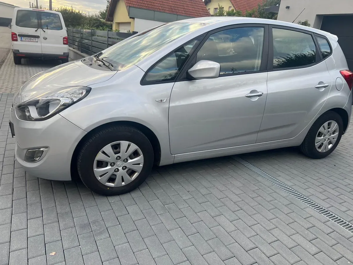 Hyundai Ix20 2012 photo 3