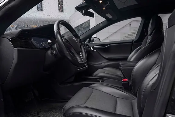 Tesla Model S 2018 photo 4