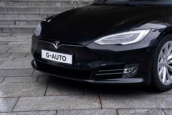 Tesla Model S 2018 photo 2