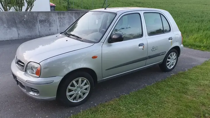 Nissan Micra 2002 photo 2