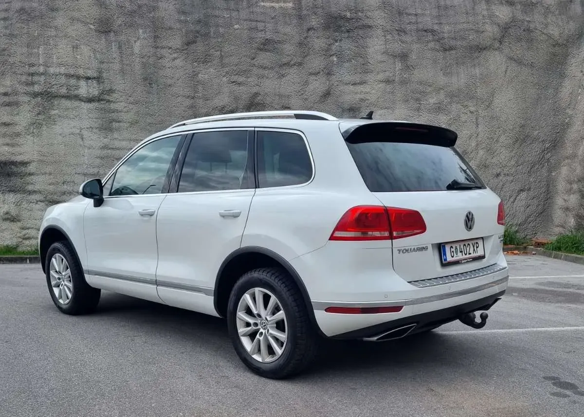 Volkswagen Touareg