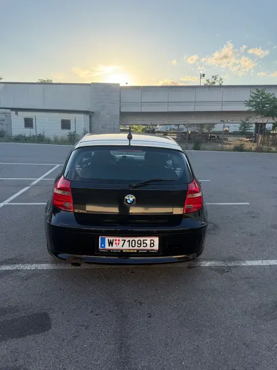 BMW 1Er 2009 photo 3