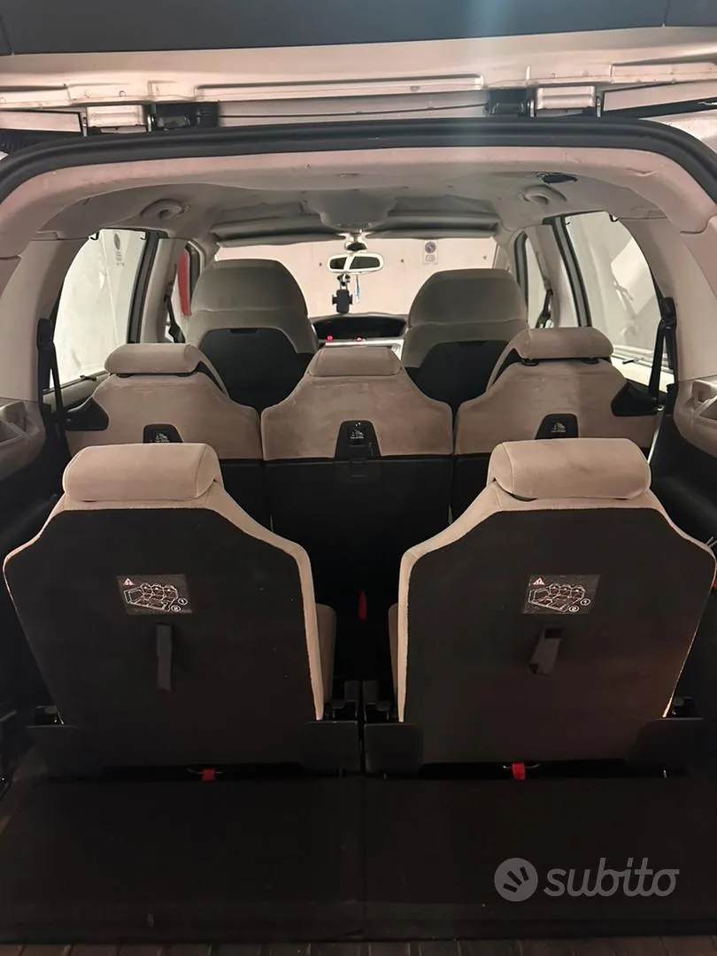 Citroen C4 Picasso 2008 photo 3