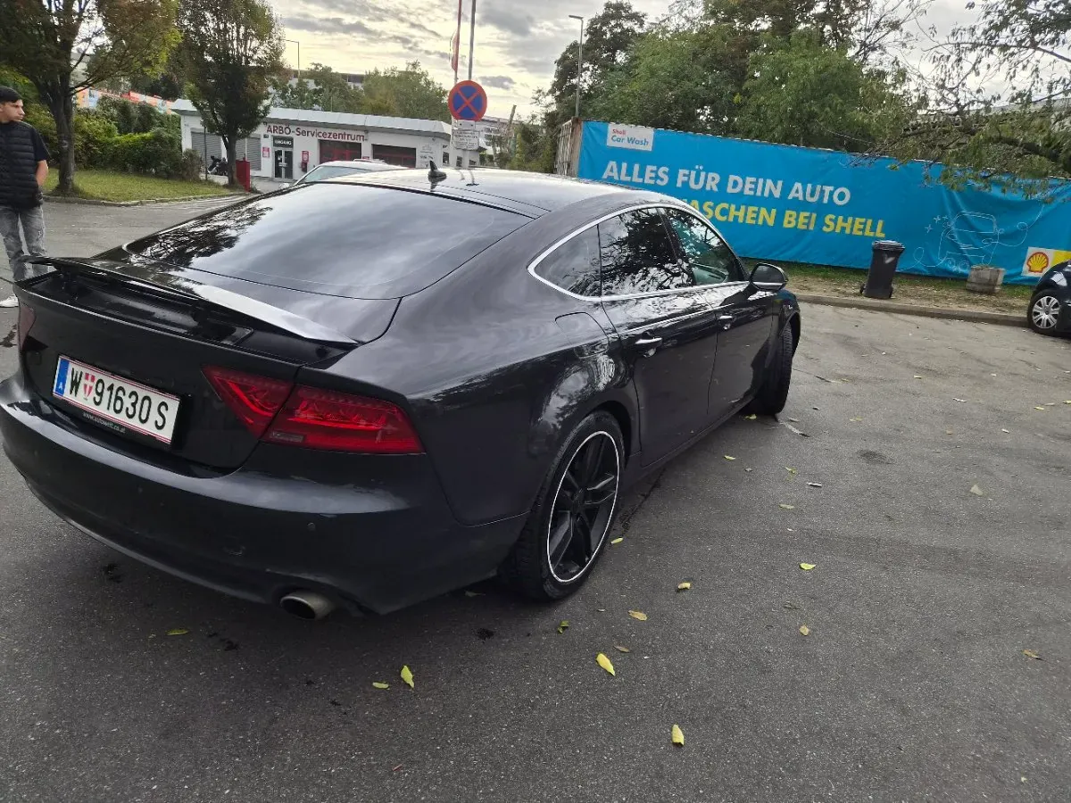 Audi A7 2011 photo 3