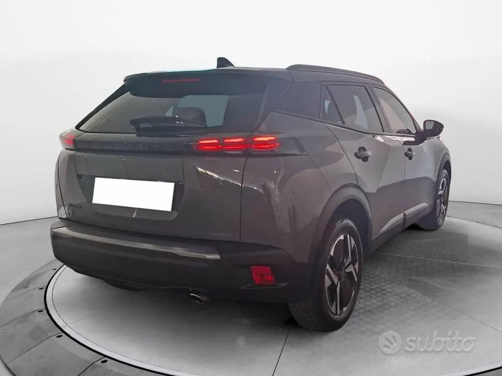 Peugeot 2008 2023 photo 4