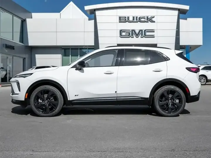 Buick Envision 2026 photo 4