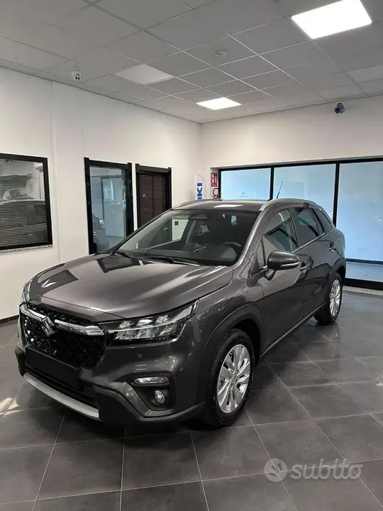 Suzuki S-Cross photo 2