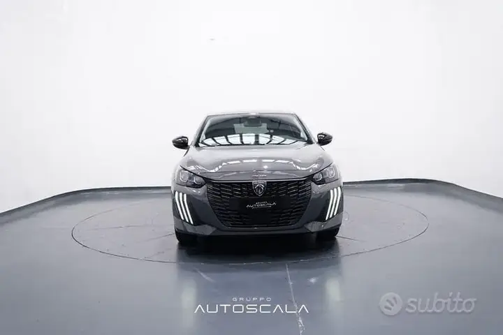 Peugeot 208 2025 photo 2