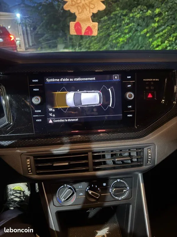 Volkswagen Polo 2022 photo 2