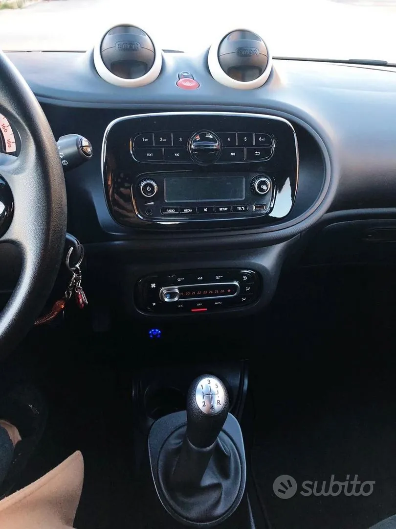 Smart Forfour 2017 photo 4