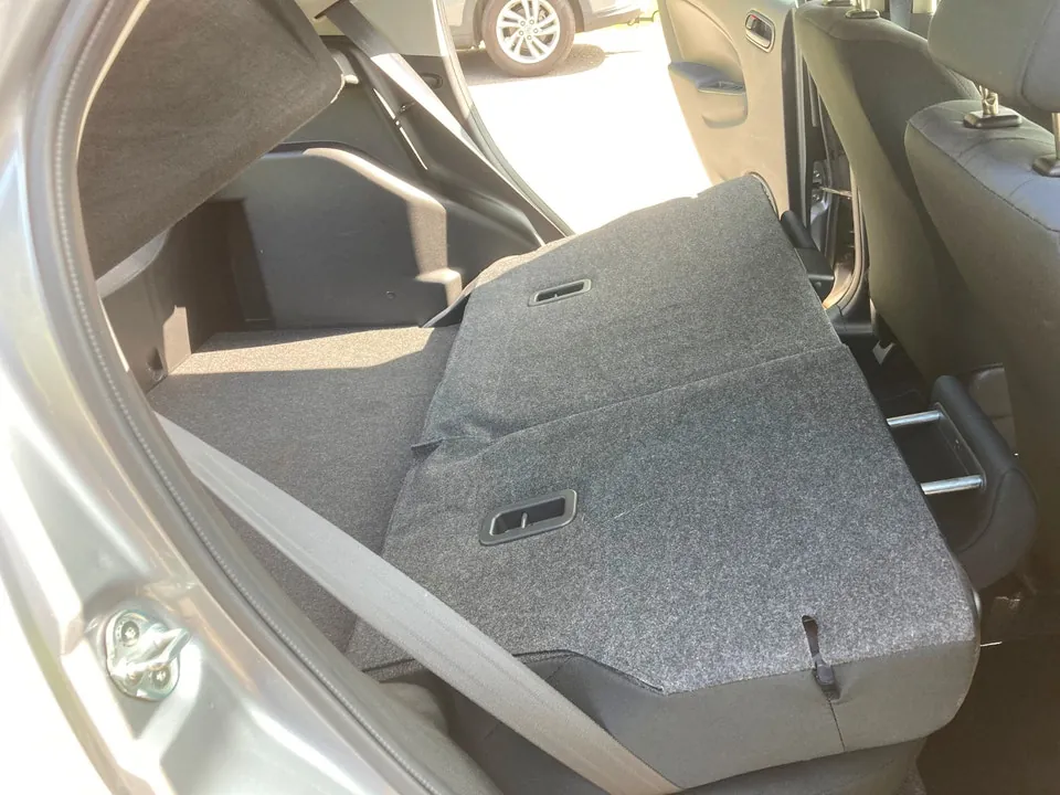 Mazda 2 2014 photo 3