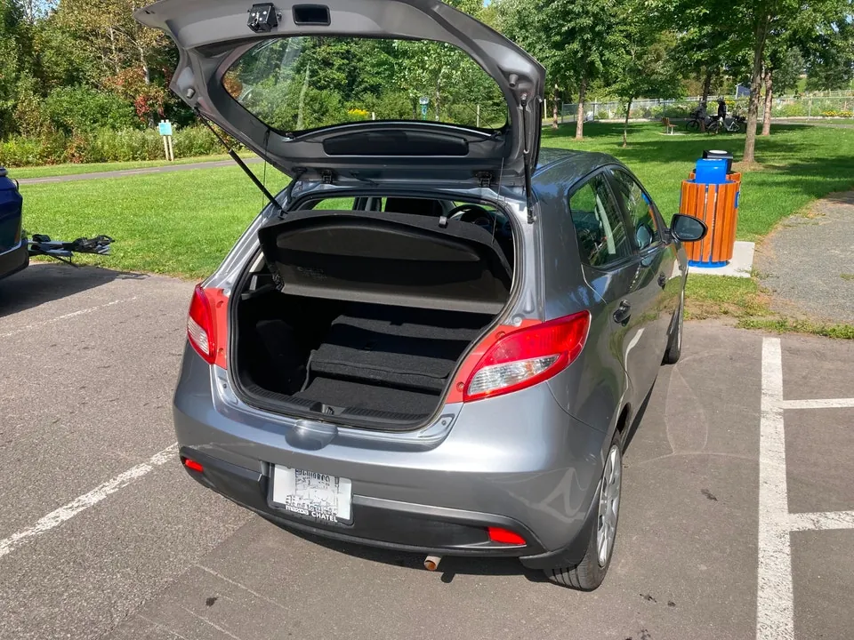 Mazda 2 2014 photo 5