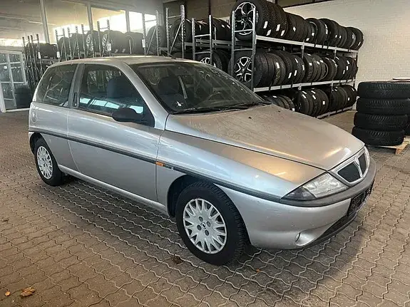 Lancia Ypsilon 1998 photo 3