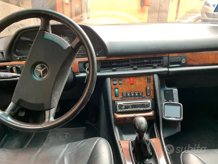 Mercedes-Benz 300Se 1986 photo 5