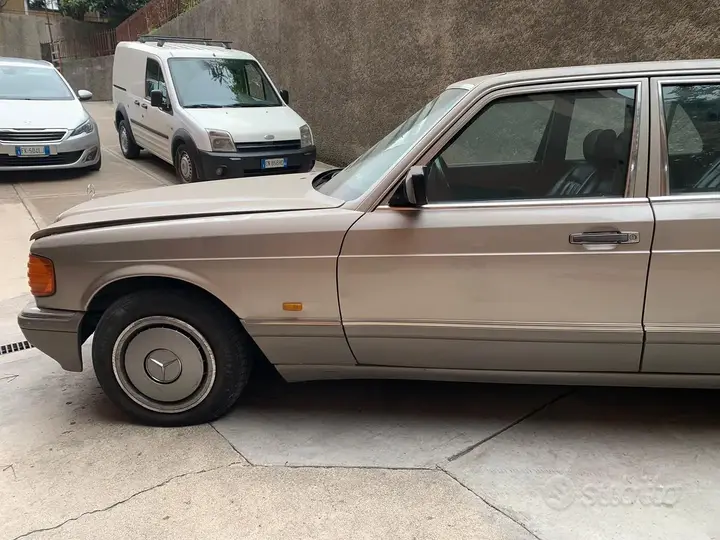 Mercedes-Benz 300Se 1986 photo 4