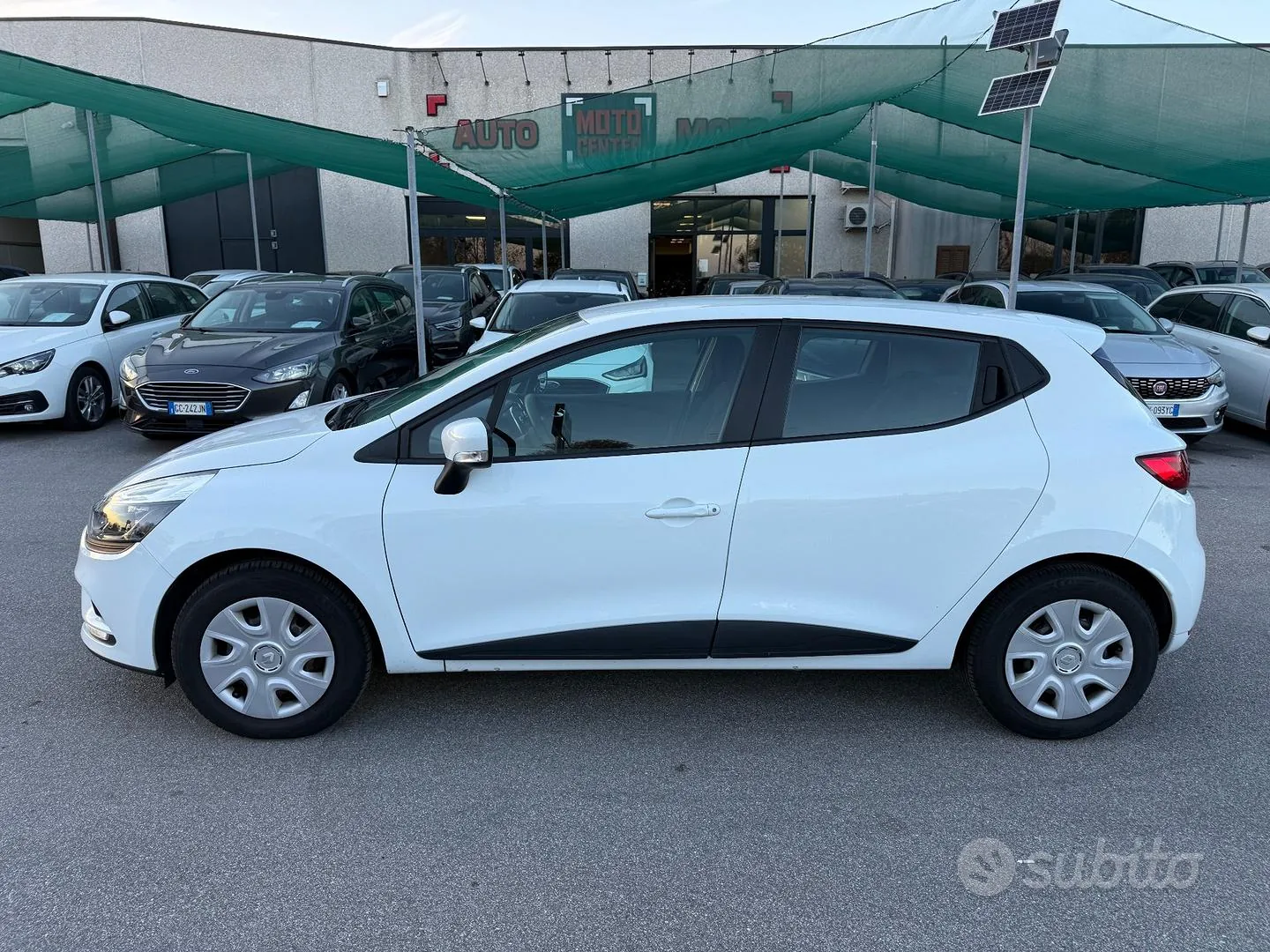 Renault Clio 2018 photo 2