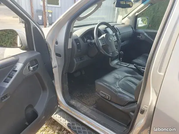 Nissan Pathfinder 2006 photo 3