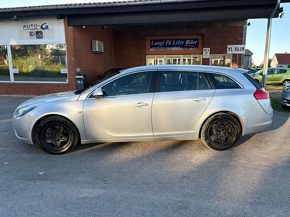 Opel Insignia 2012 photo 3