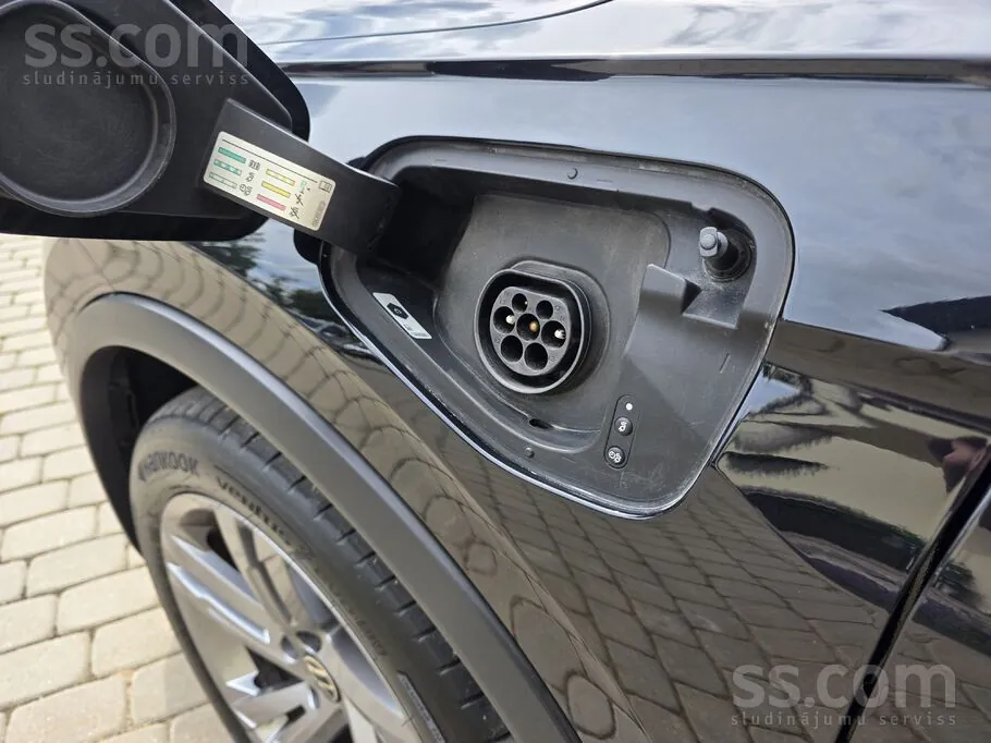 Volkswagen Tiguan 2022 photo 5