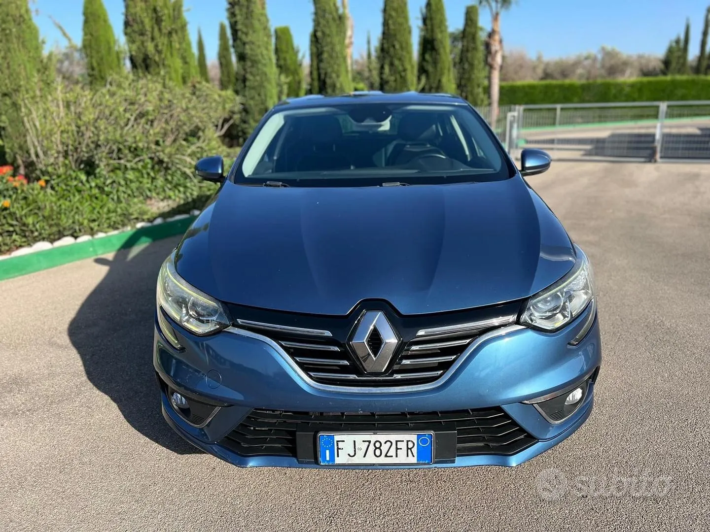 Renault Megane 2017 photo 2