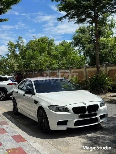BMW 5 Series 2016 photo 2