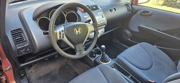 Honda Jazz 2005 photo 3